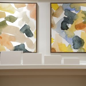 White Square Acrylic Riser Set